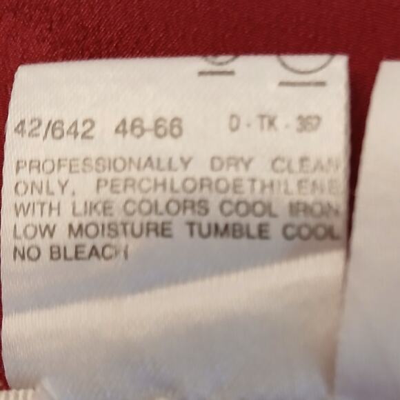 Max Mara SZ 12 Raspberry 100% Silk Cap Sleeve Blouse - Picture 7 of 8